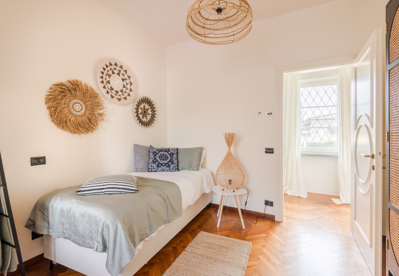 Villa a Pietrasanta - Villa Desiree