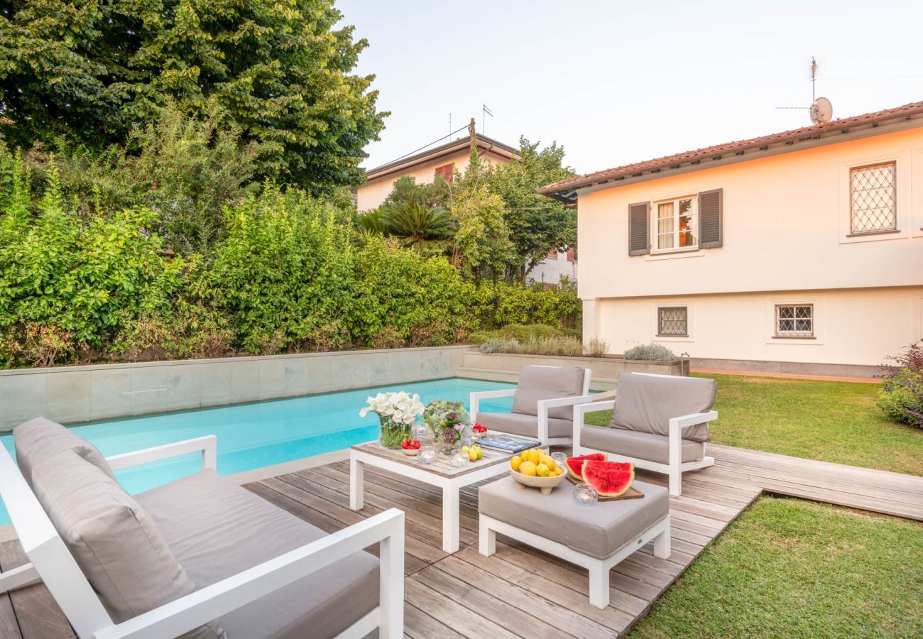 Villa a Pietrasanta - Villa Desiree