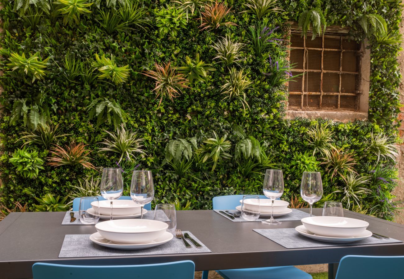 Appartamento a Venezia - Castello  Apartment with Garden R&R