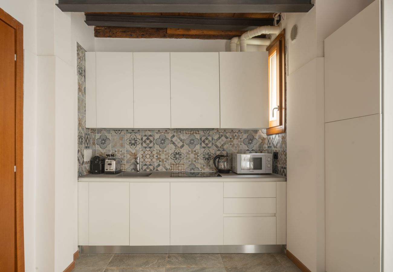 Appartamento a Venezia - Castello  Apartment with Garden R&R