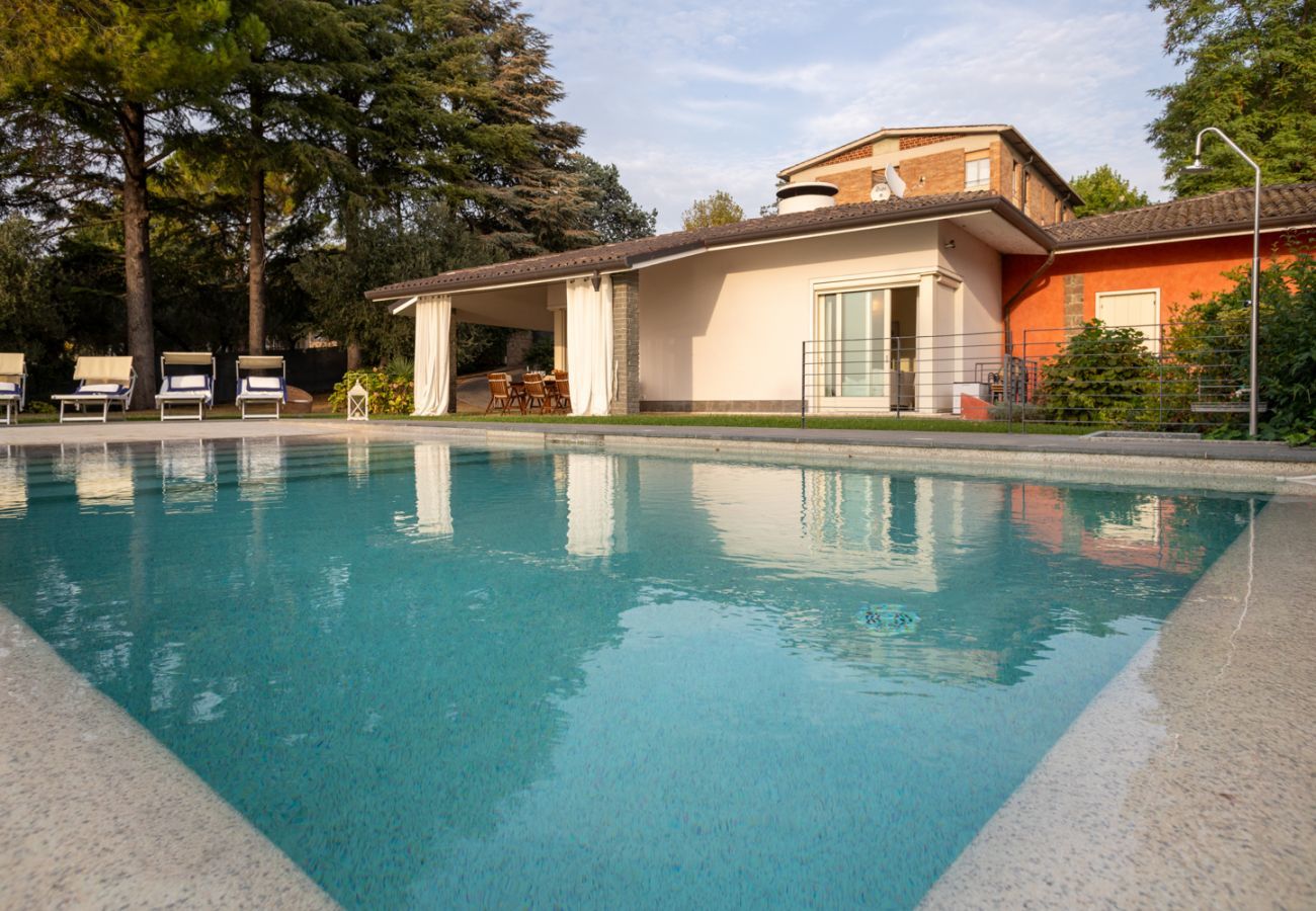 Villa a Bardolino - VILLA INFINITY