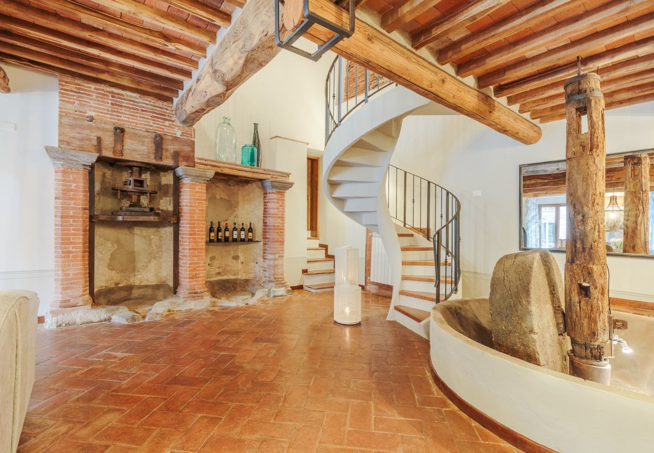 Villa a San Macario In Piano - Tuscan Mill Farmhouse