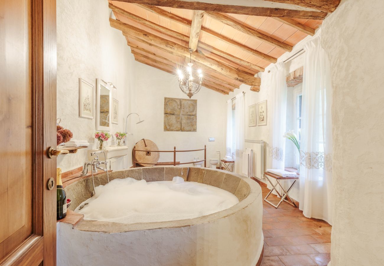 Villa a San Macario In Piano - Tuscan Mill Farmhouse