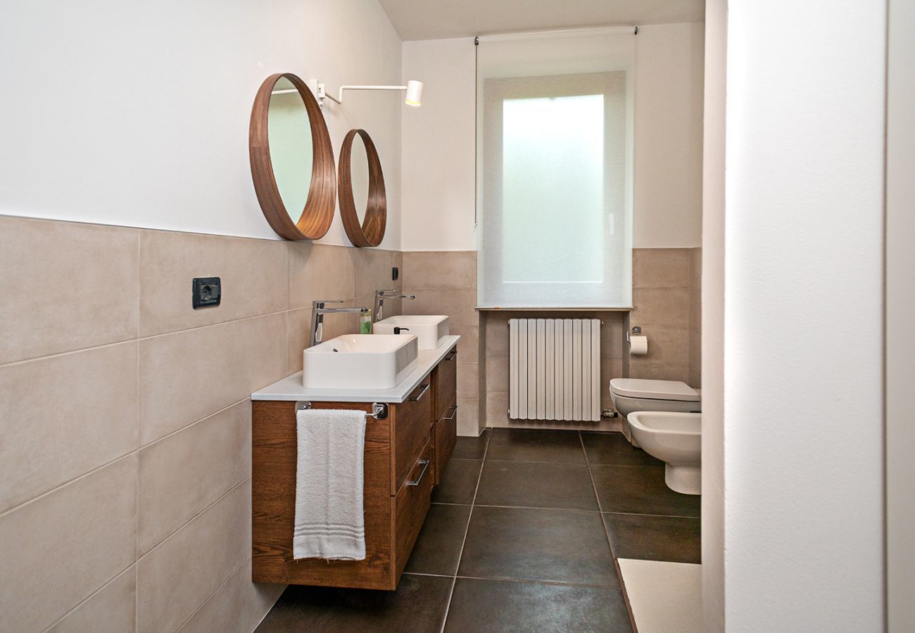 Villa a Costermano - VILLA IDA