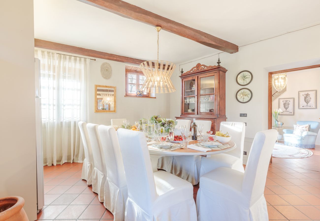 Villa a Lucca - Amore Farmhouse Retreat