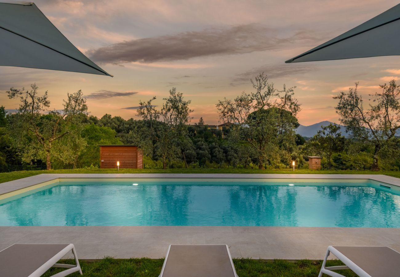Villa a Lucca - Amore Farmhouse Retreat