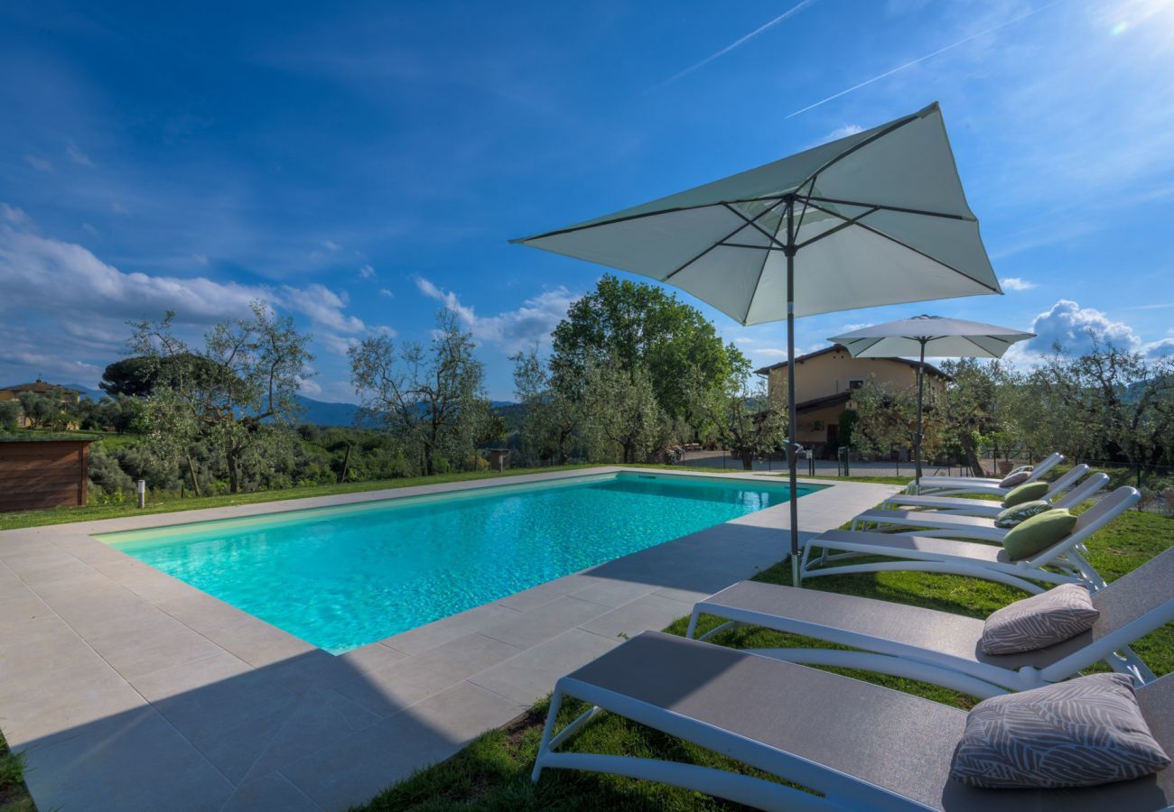 Villa a Lucca - Amore Farmhouse Retreat