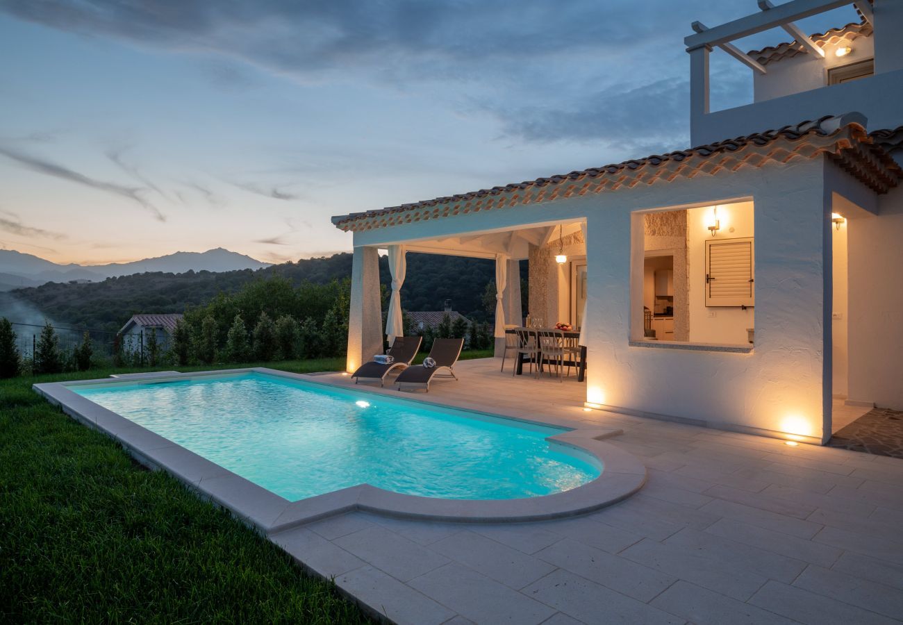 Villa a Budoni - Bellevue 36E by Klodge - villa moderna con piscina esclusiva