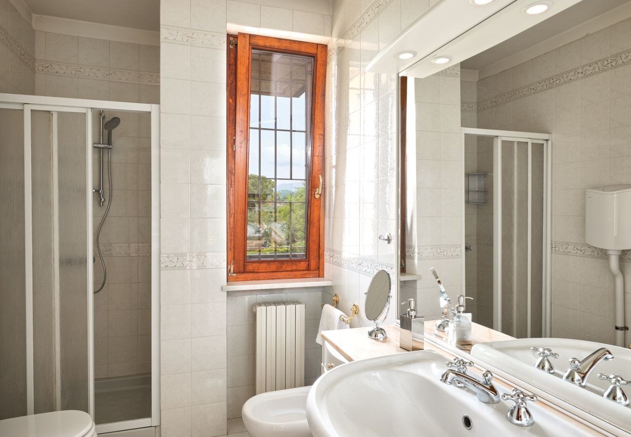 Villa a Lazise - VILLA CELEBRITY