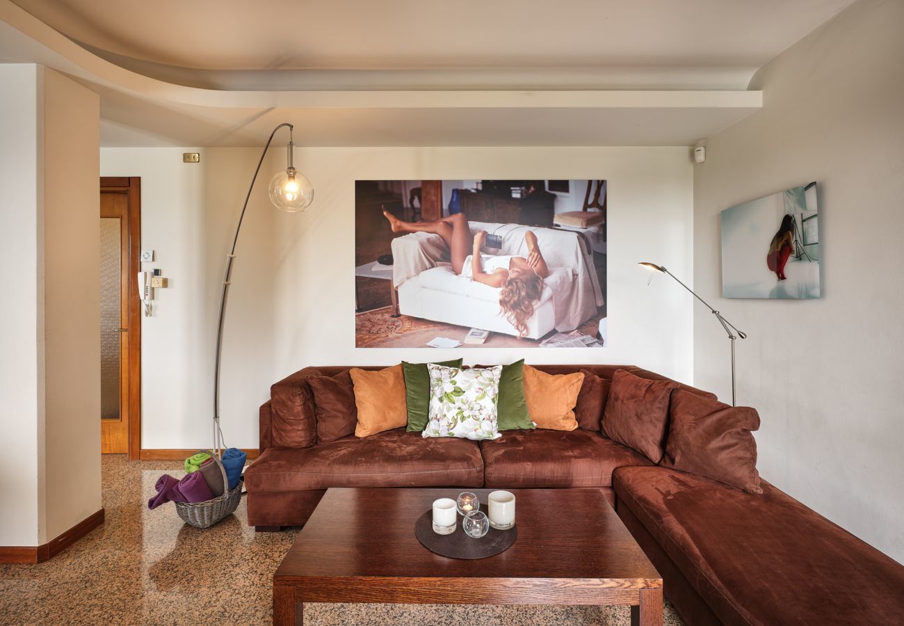 Villa a Lazise - VILLA CELEBRITY