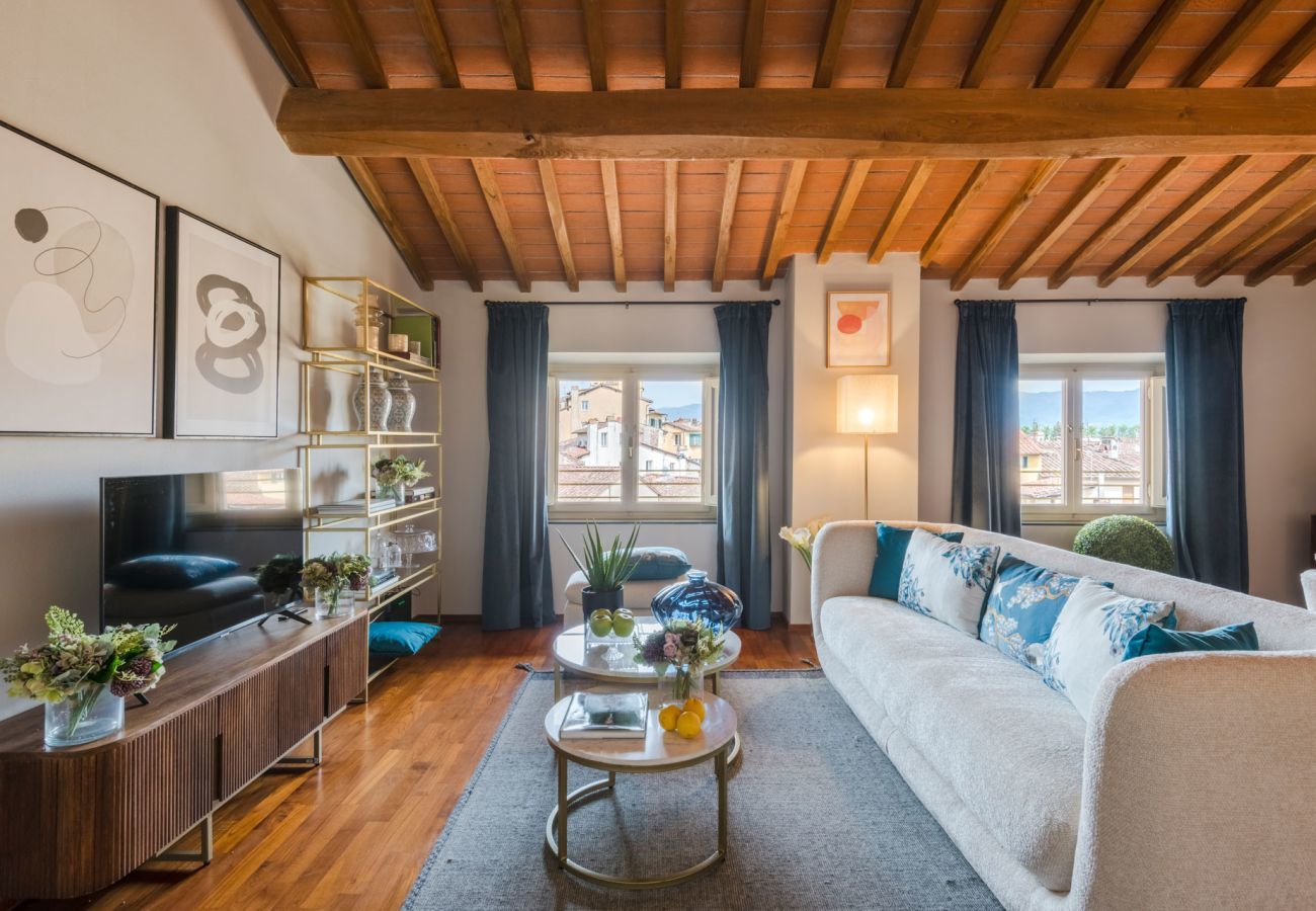 Appartamento a Lucca - De Nobili Penthouse