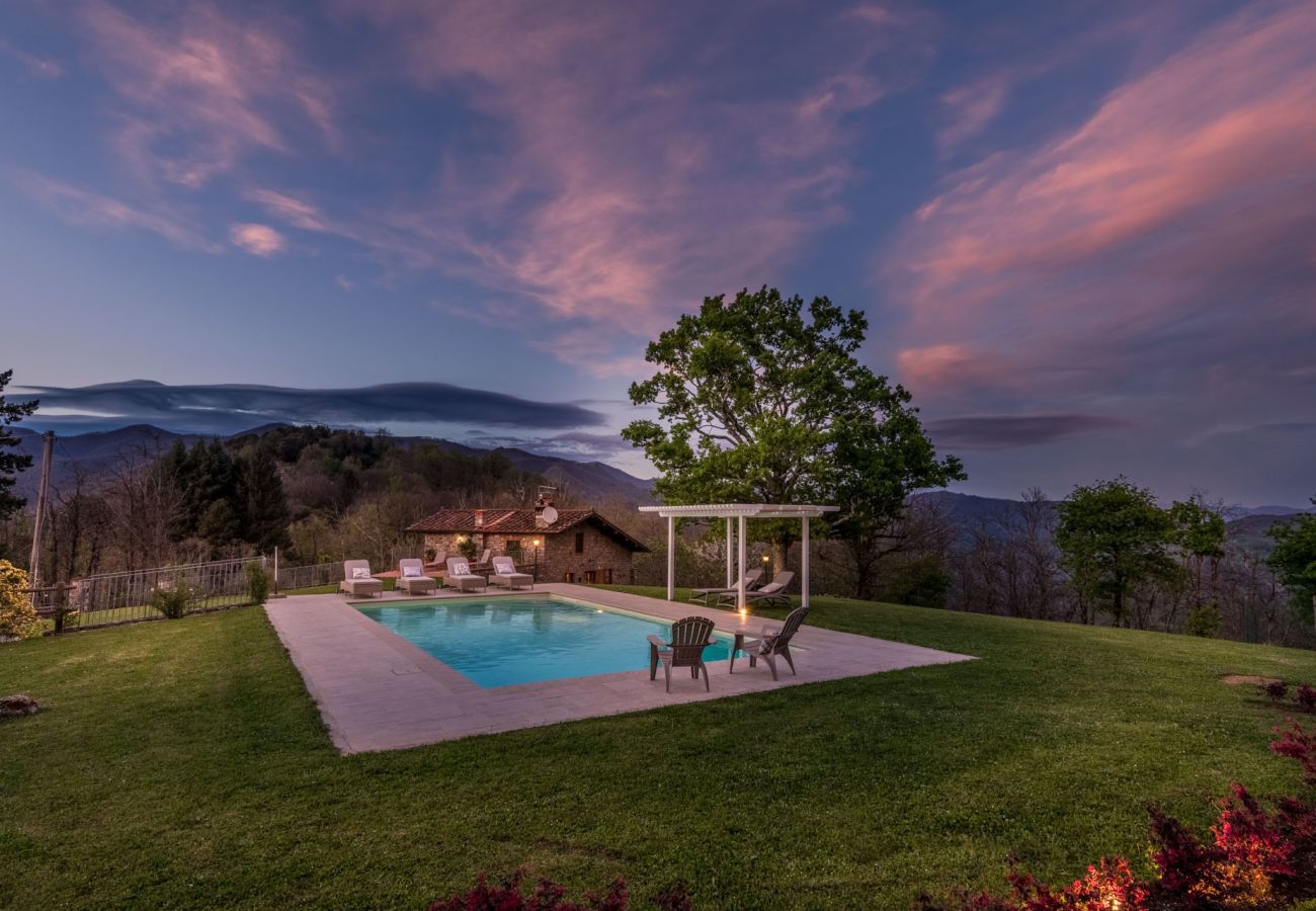 Villa a Pescaglia - Grumo Farmhouse