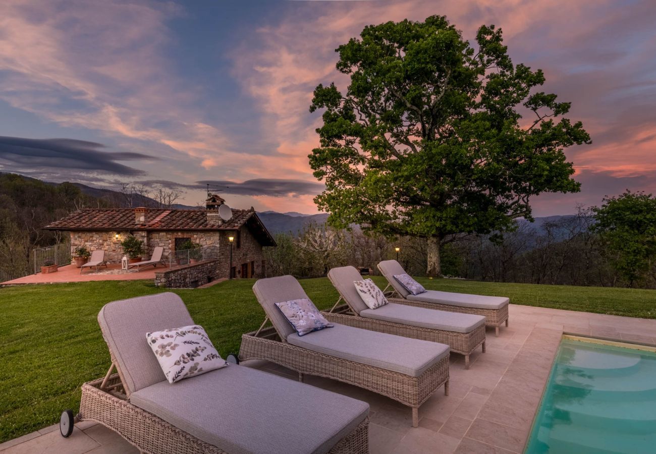 Villa a Pescaglia - Grumo Farmhouse