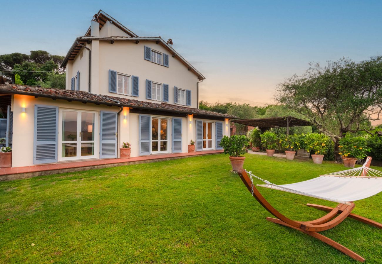 Villa a Lucca - Villa Lontana