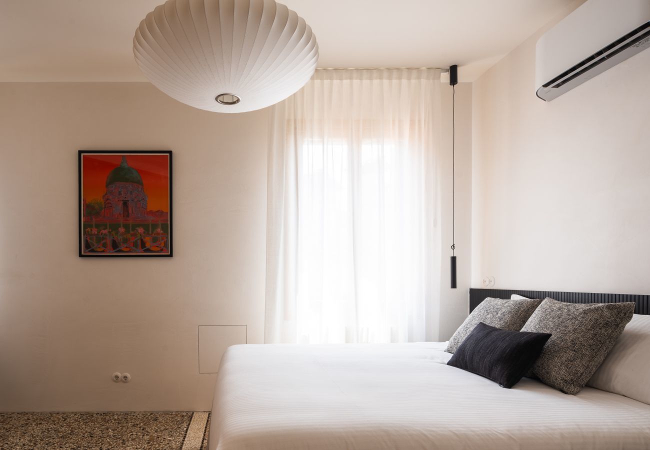 Appartamento a Venezia - San Domenico Apartment with Garden View R&R