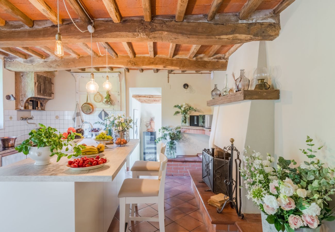 Villa a Monsummano Terme - Le Due Terre Farmhouse