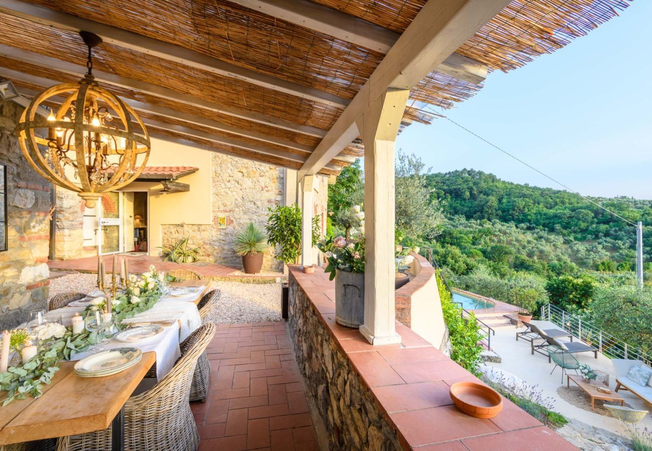 Villa a Monsummano Terme - Le Due Terre Farmhouse