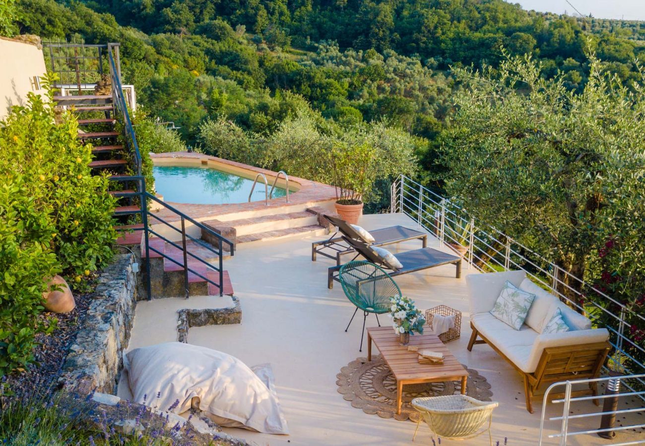 Villa a Monsummano Terme - Le Due Terre Farmhouse