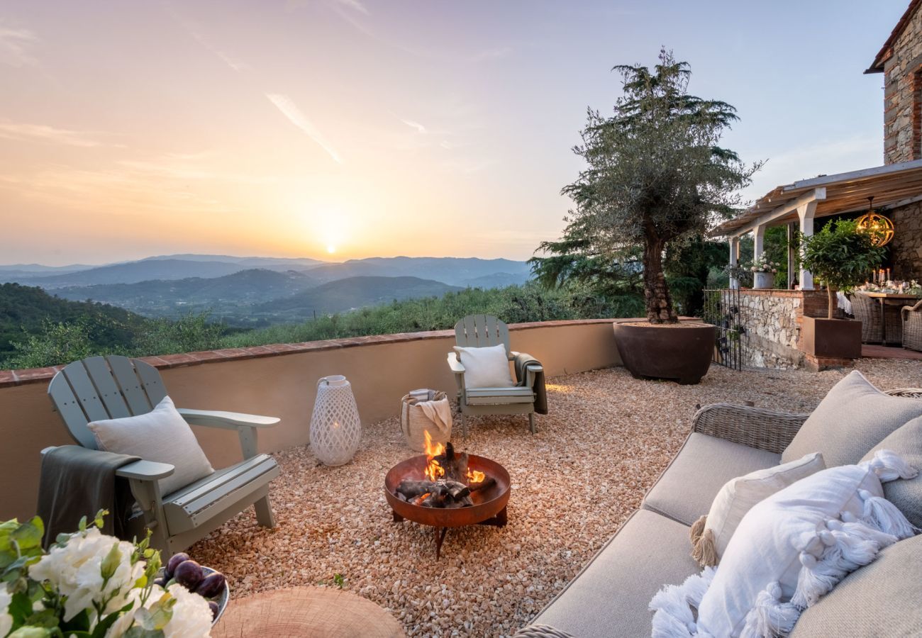 Villa a Monsummano Terme - Le Due Terre Farmhouse