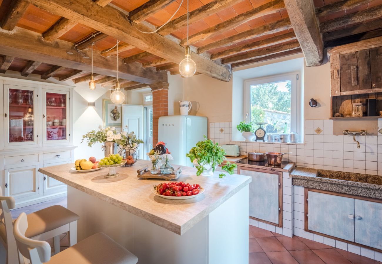 Villa a Monsummano Terme - Le Due Terre Farmhouse