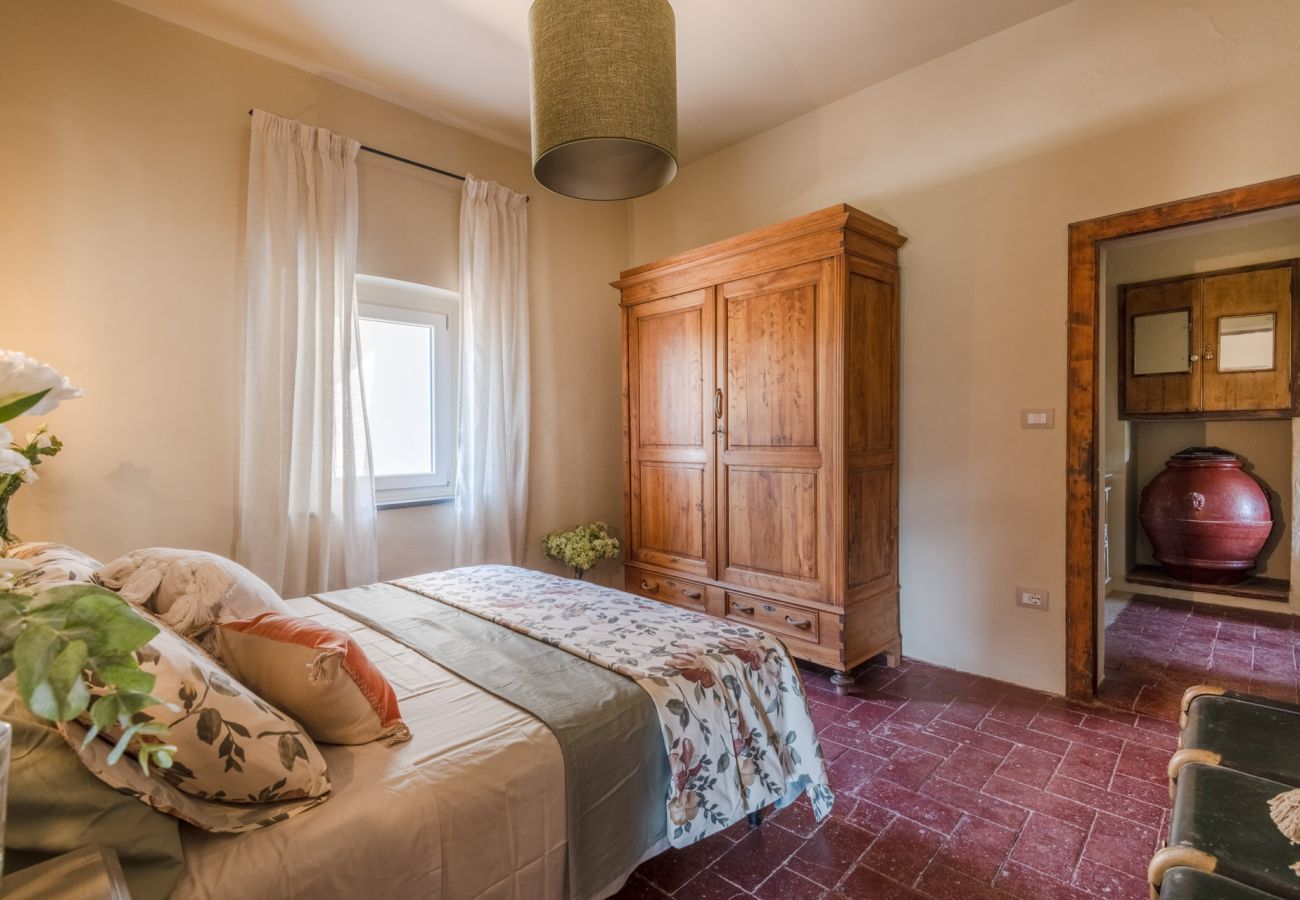 Villa a Monsummano Terme - Le Due Terre Farmhouse