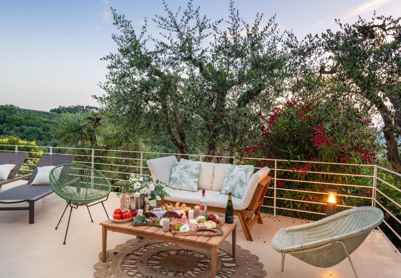 Villa a Monsummano Terme - Le Due Terre Farmhouse