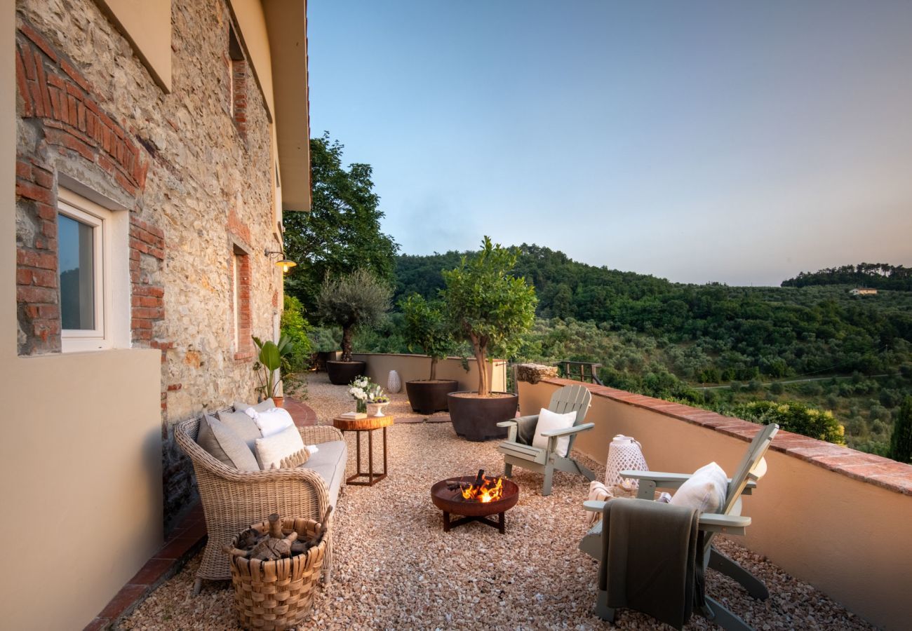 Villa a Monsummano Terme - Le Due Terre Farmhouse