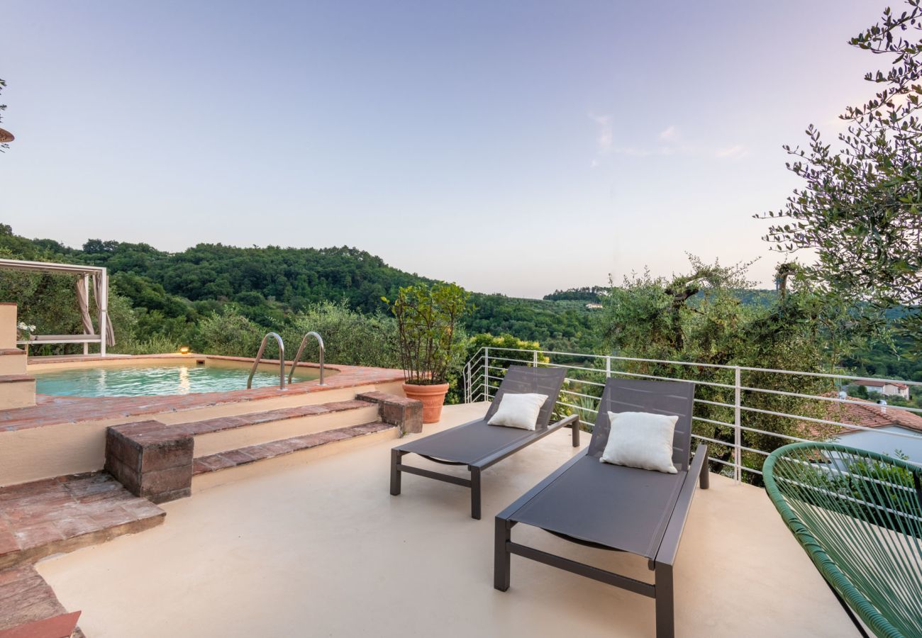 Villa a Monsummano Terme - Le Due Terre Farmhouse