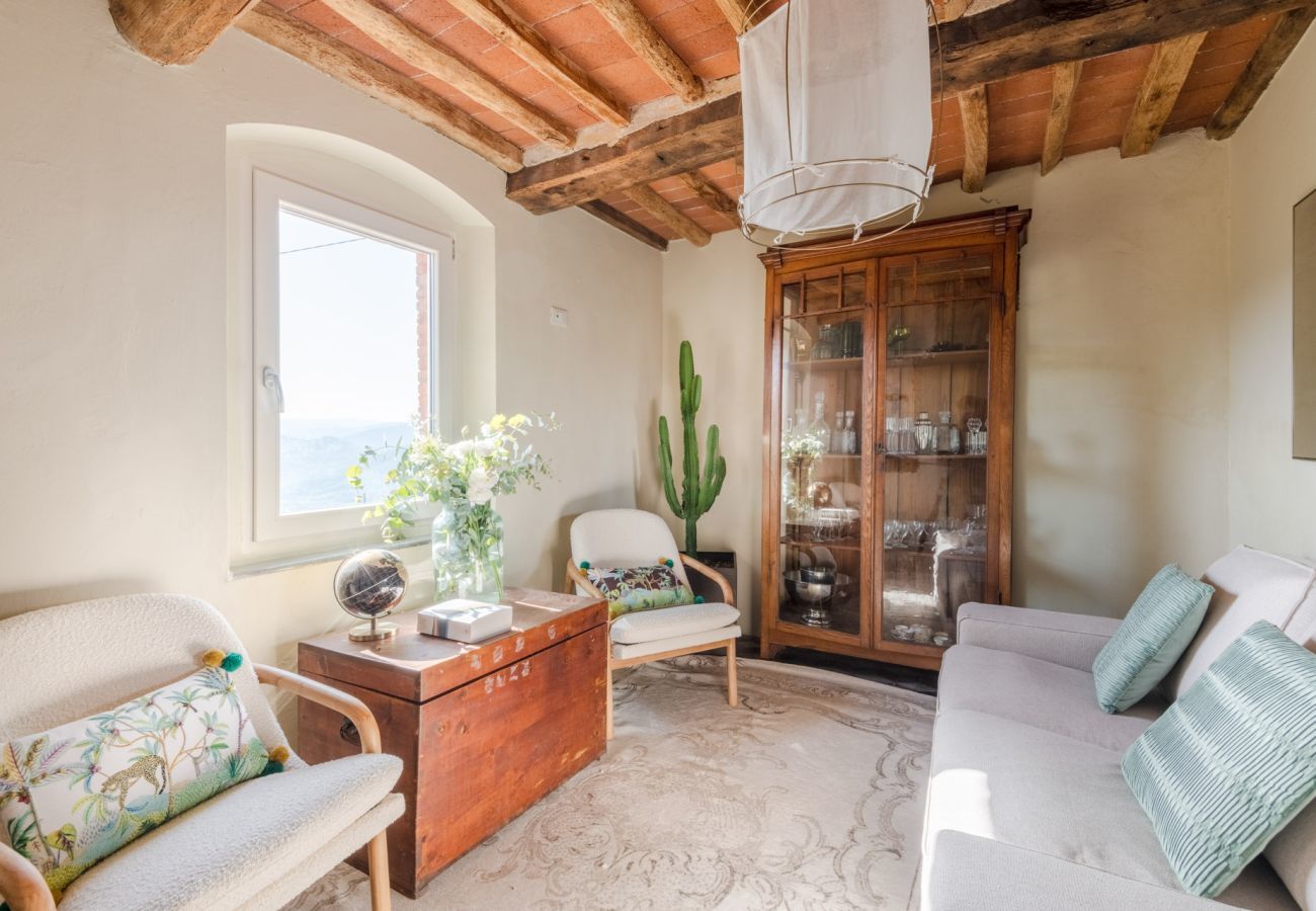 Villa a Monsummano Terme - Le Due Terre Farmhouse