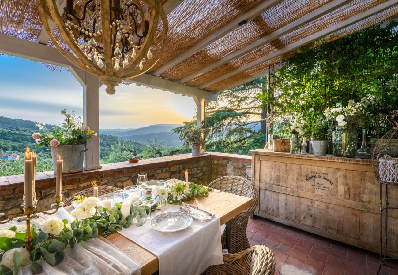 Villa a Monsummano Terme - Le Due Terre Farmhouse