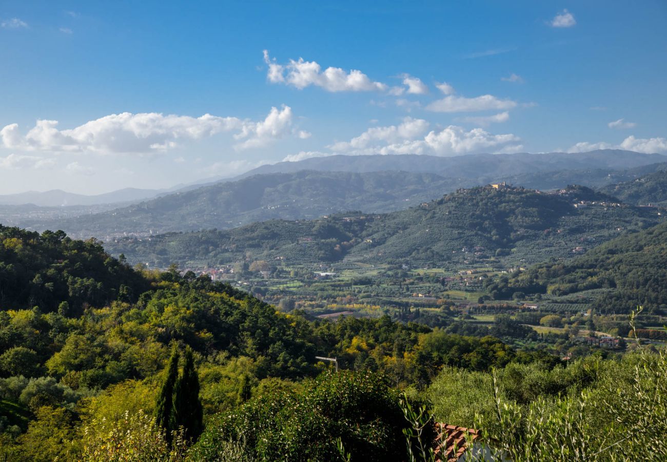 Villa a Monsummano Terme - Le Due Terre Farmhouse