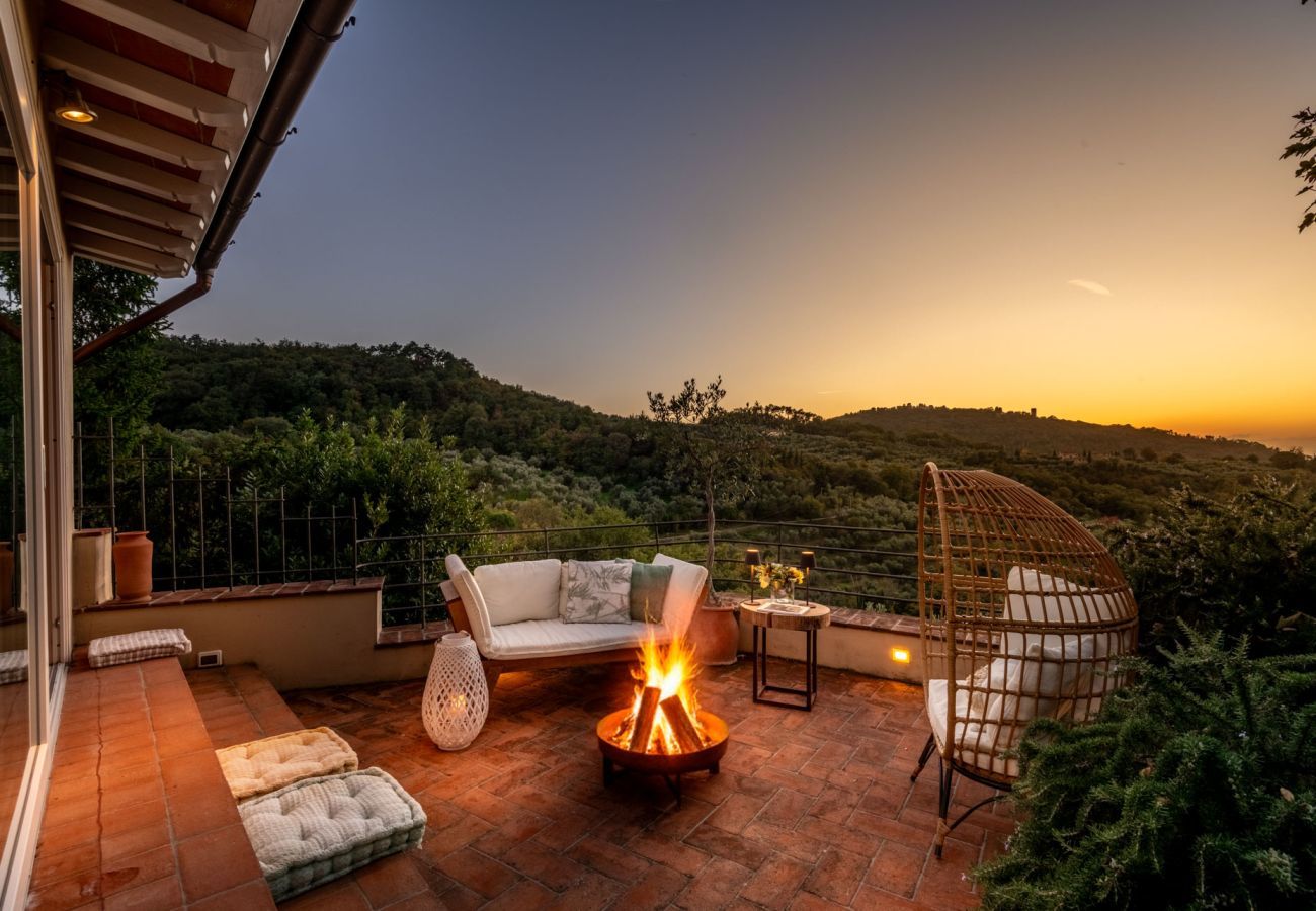 Villa a Monsummano Terme - Le Due Terre Farmhouse