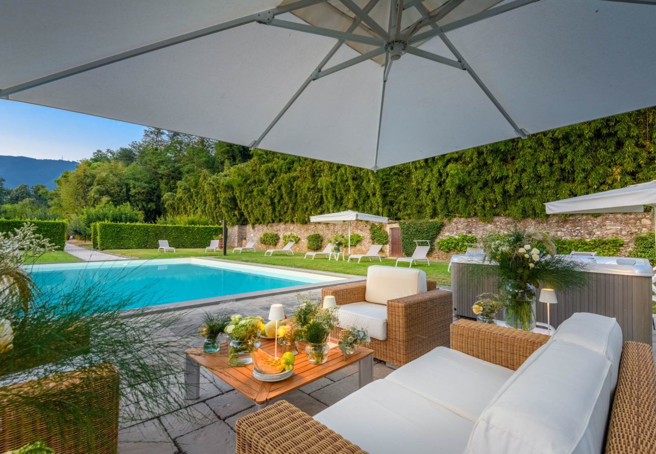 Villa a Capannori - Villa Antica
