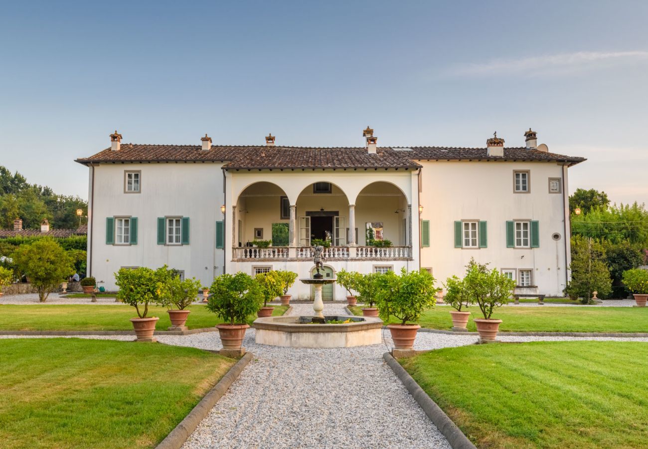 Villa a Capannori - Villa Antica