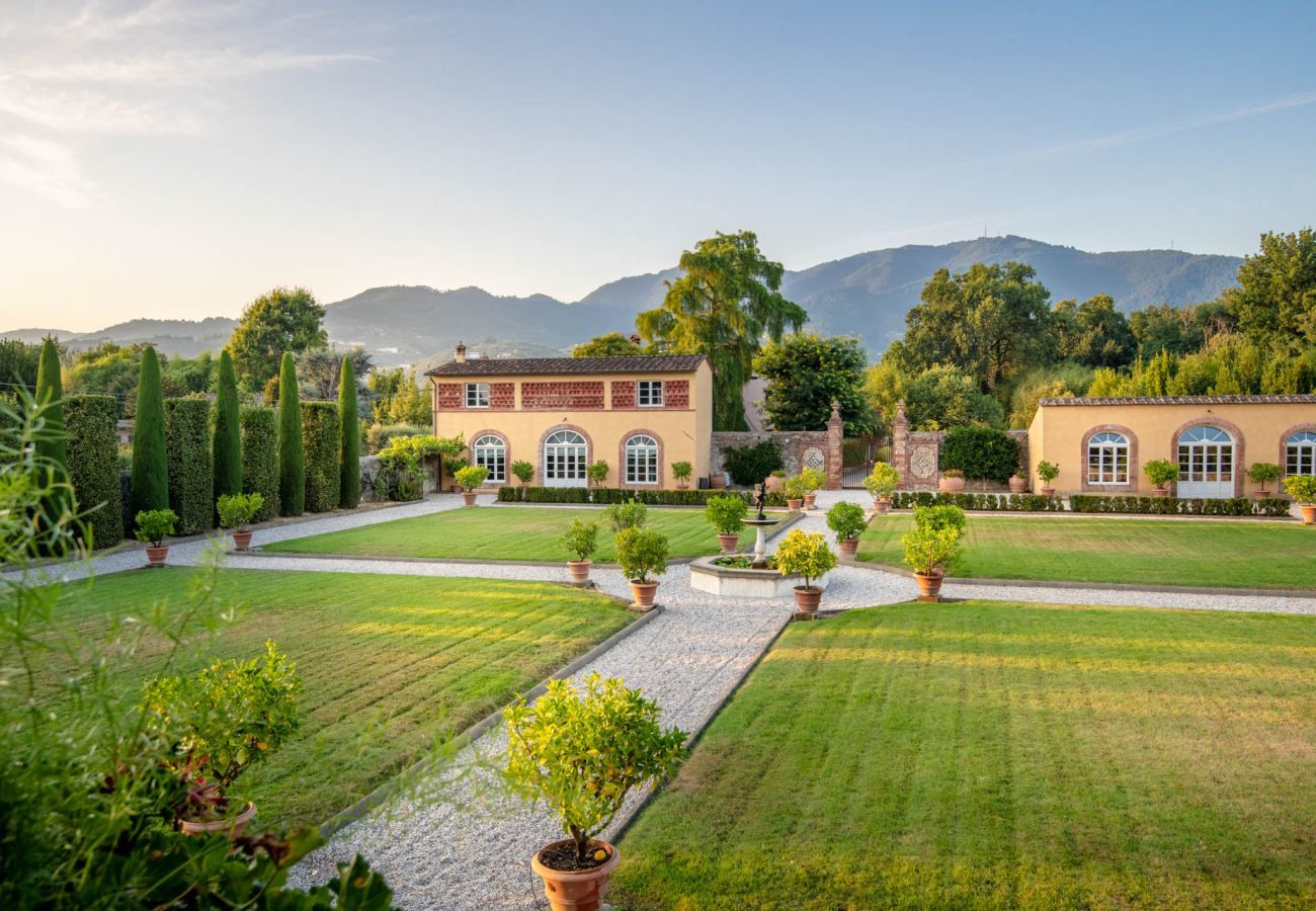 Villa a Capannori - Villa Antica