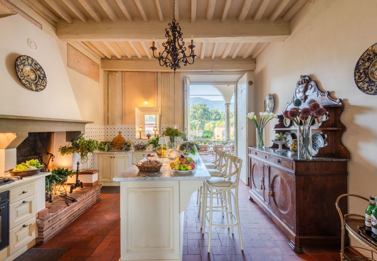 Villa a Capannori - Villa Antica