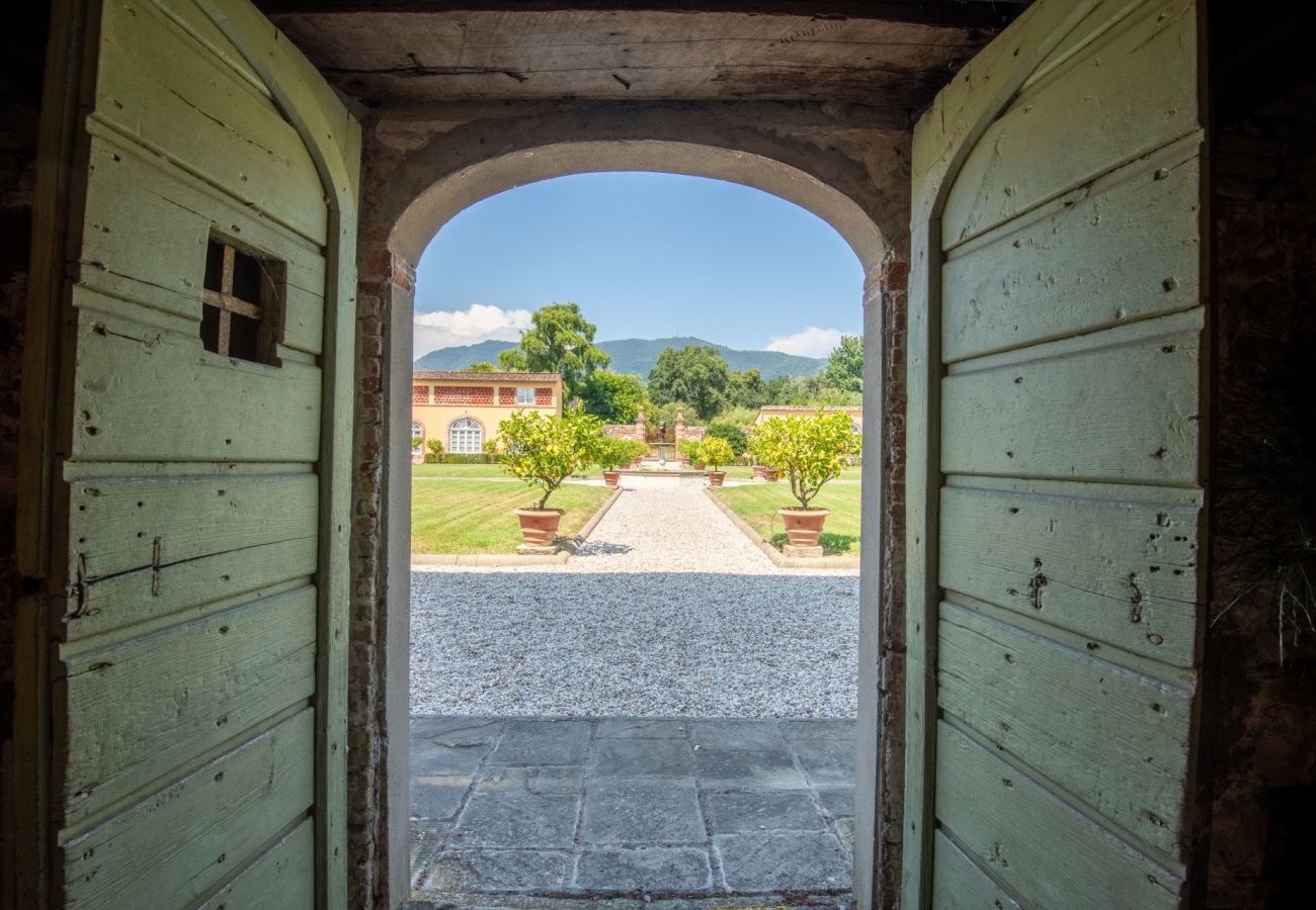 Villa a Capannori - Villa Antica