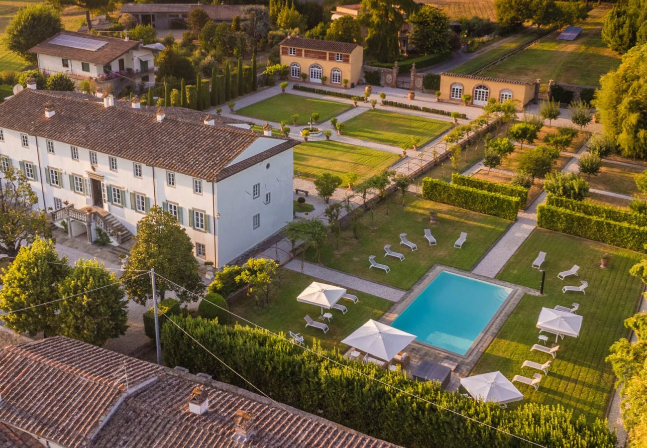 Villa a Capannori - Villa Antica