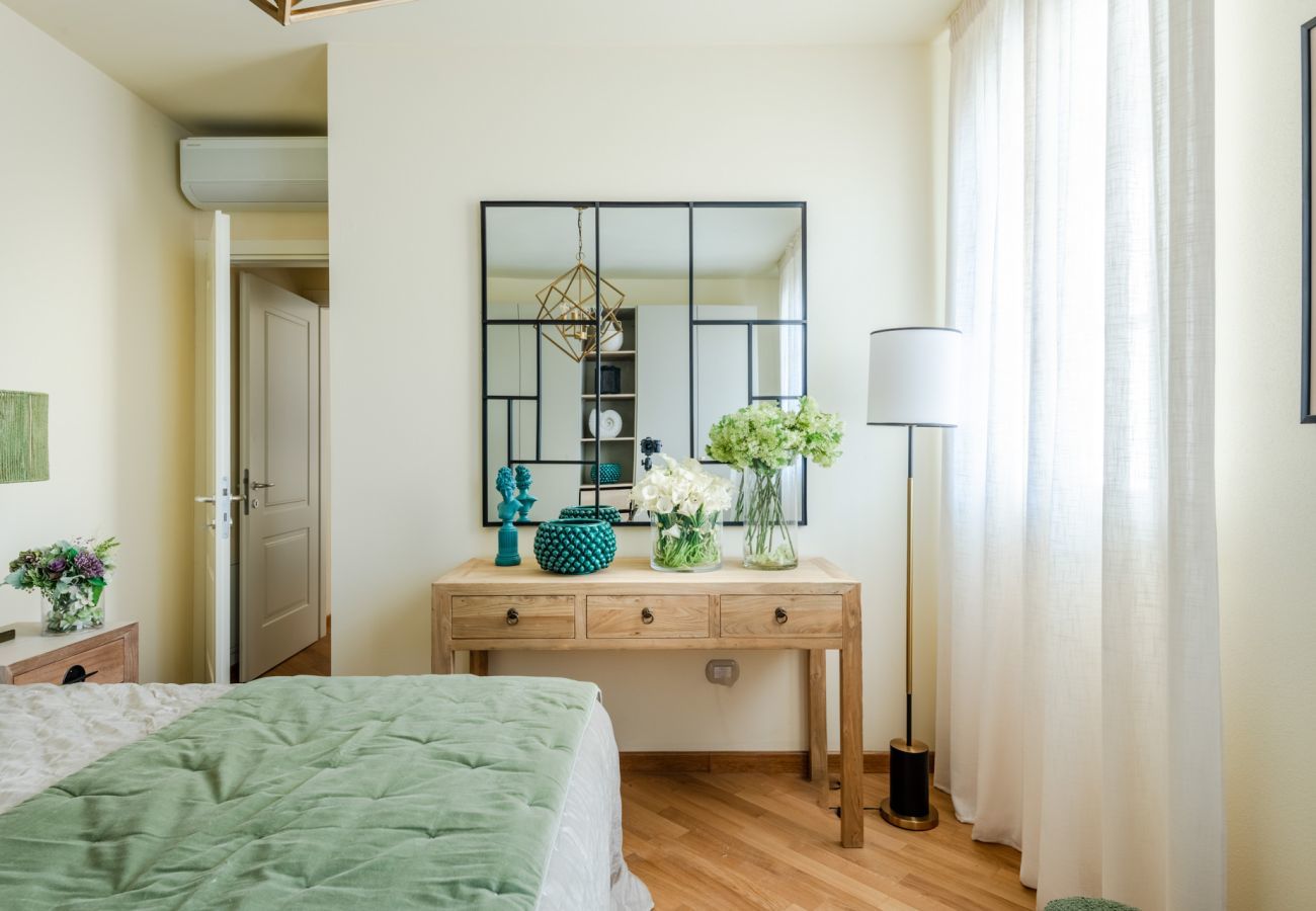 Appartamento a Lucca - Borgo House, an Apartment with Garage