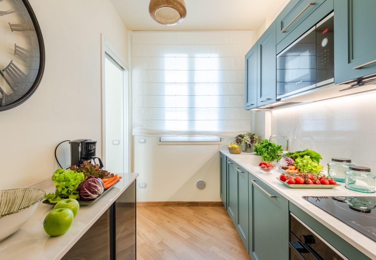 Appartamento a Lucca - Borgo House, an Apartment with Garage