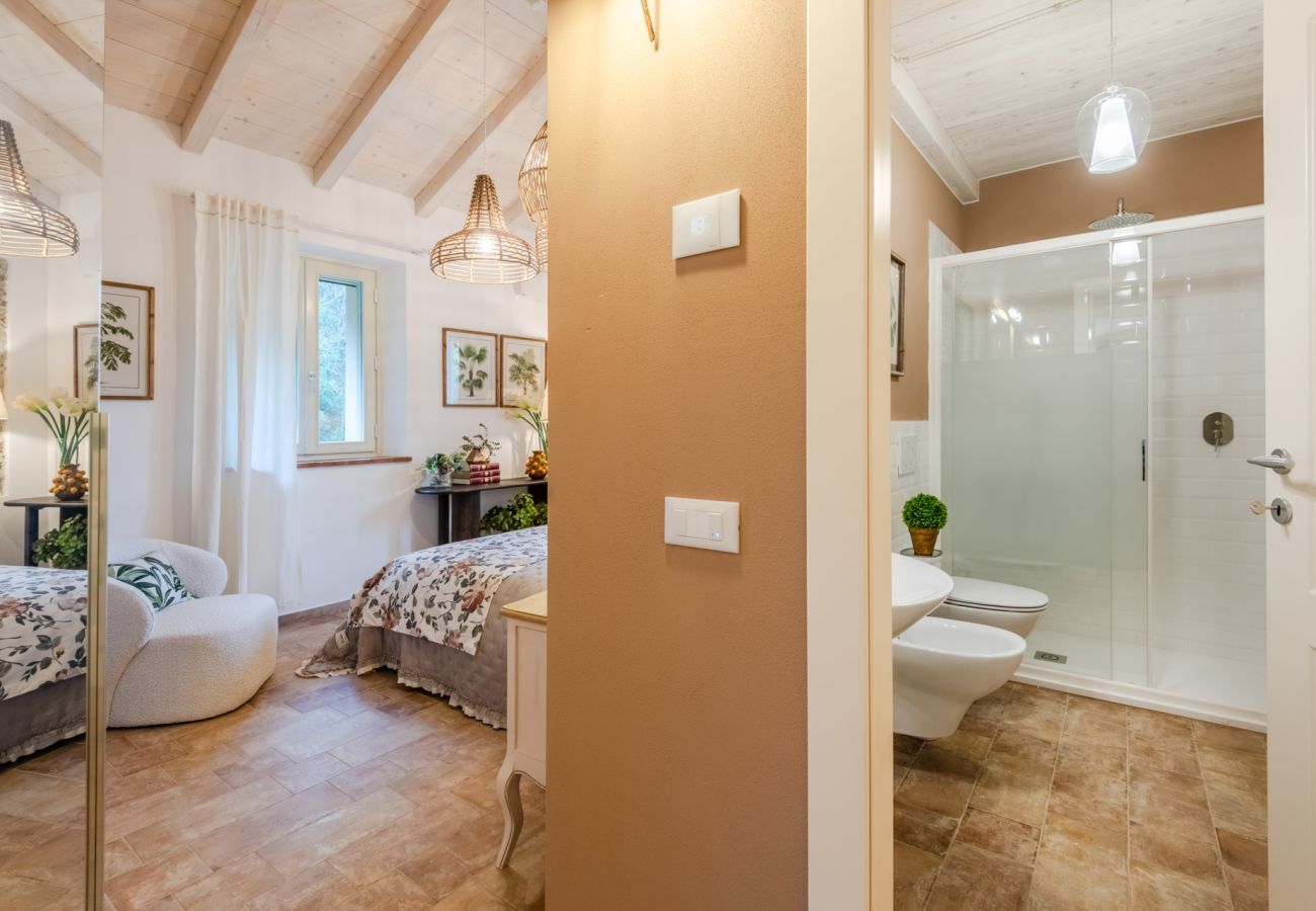 Villa a Santa Maria del giudice - Molino Giusti Farmhouse