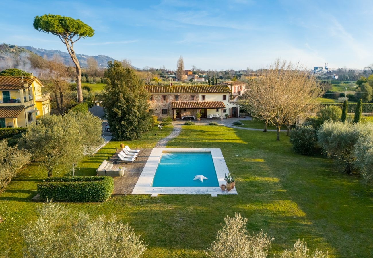 Villa a Pietrasanta - Villa Emilie