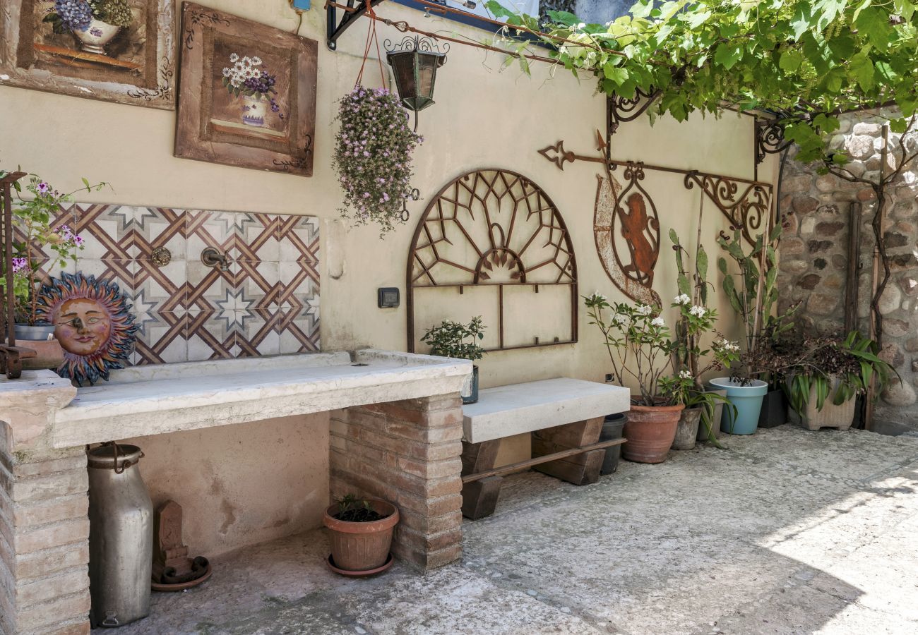 Studio a Castelnuovo del Garda - CORTE MONTELEONE SUITE HONEYMOON