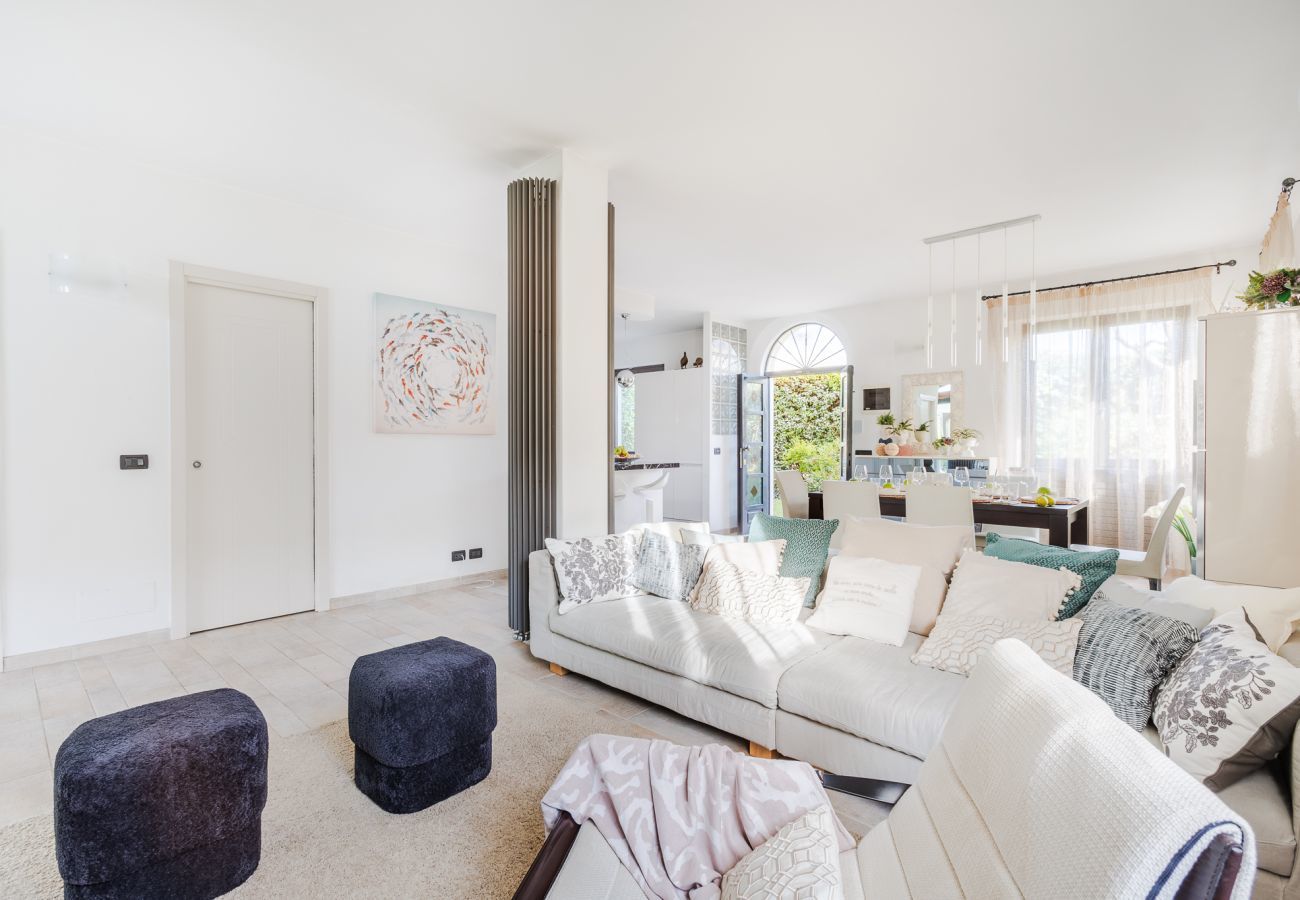 Villa a Marina di Pietrasanta - Villa Gatti