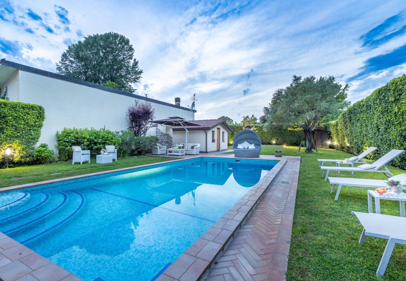 Villa a Marina di Pietrasanta - Villa Gatti