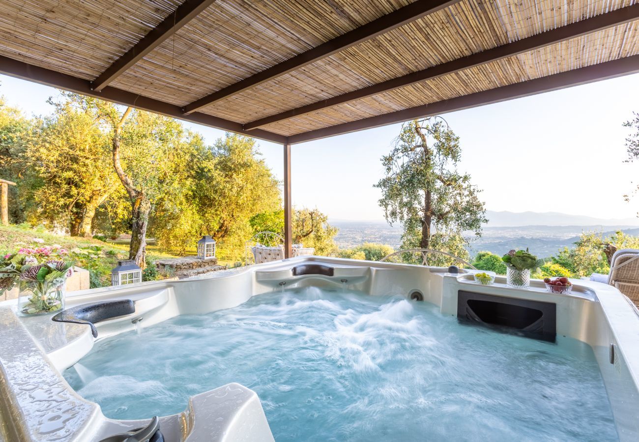 Villa a Montecatini alto - Tuscan Embrace