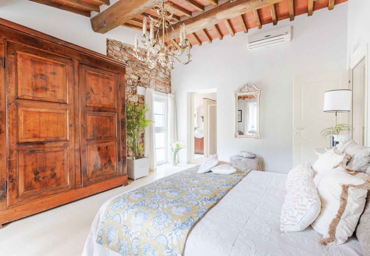 Villa a Vorno - Villa Brera