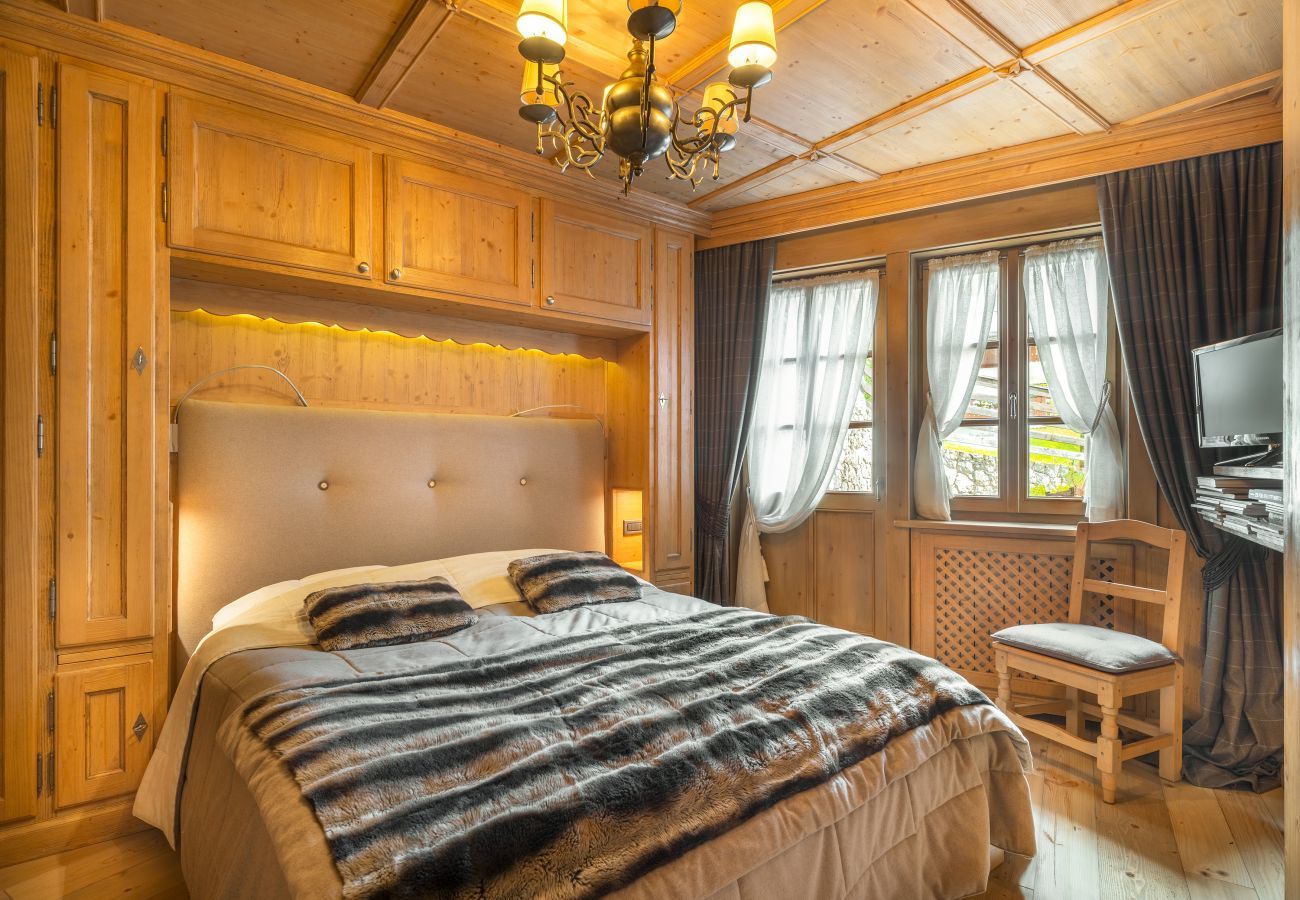 Appartamento a Cortina d´Ampezzo - Elegant Tablà with Garden R&R