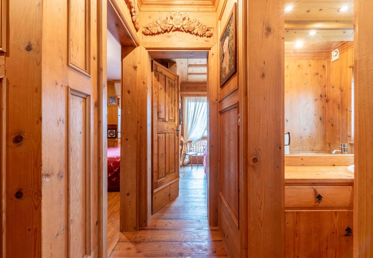 Appartamento a Cortina d´Ampezzo - Tofane View Apartment with Terrace R&R