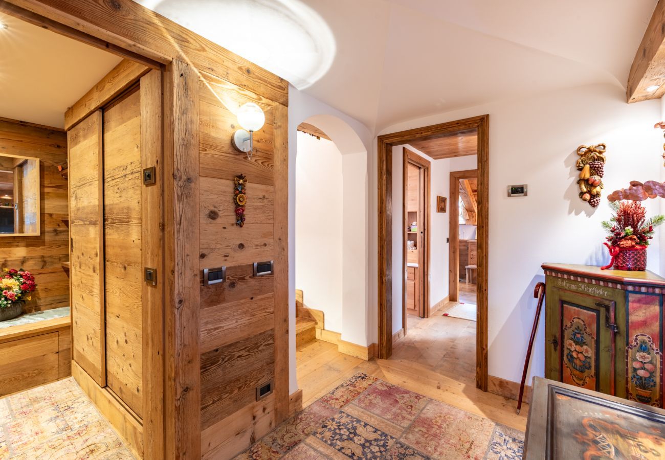 Appartamento a Cortina d´Ampezzo - Alverà Lodge with Terrace R&R